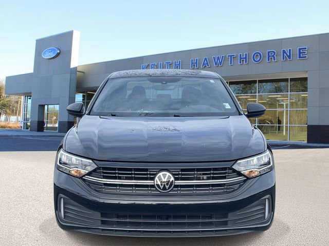 Used 2023 Volkswagen Jetta Sport image 6
