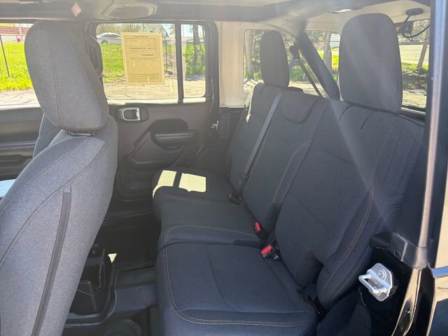 Used 2024 Jeep Wrangler Willys AWD/4WD image 29