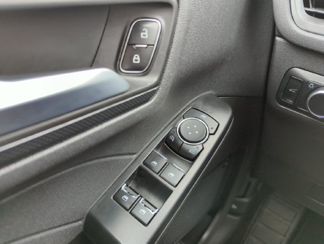 Certified 2024 Ford Escape ST-Line AWD/4WD image 30