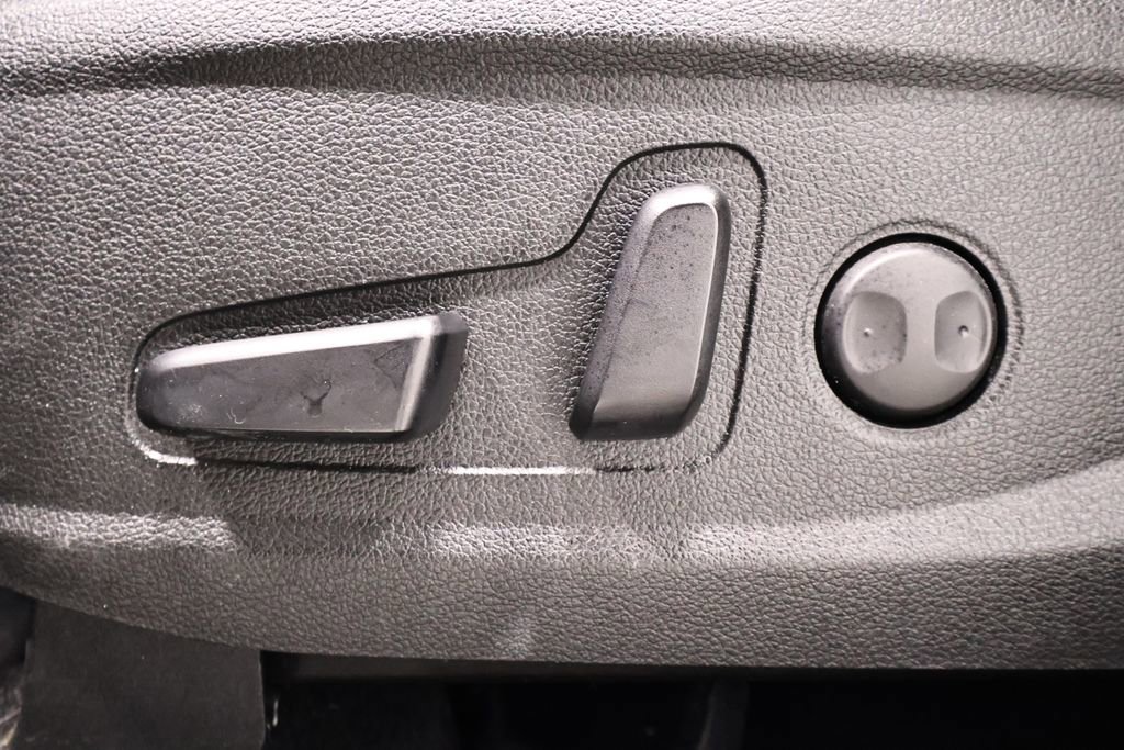 Used 2022 Hyundai Santa Fe SEL w/ Convenience + Premium Package AWD/4WD image 17