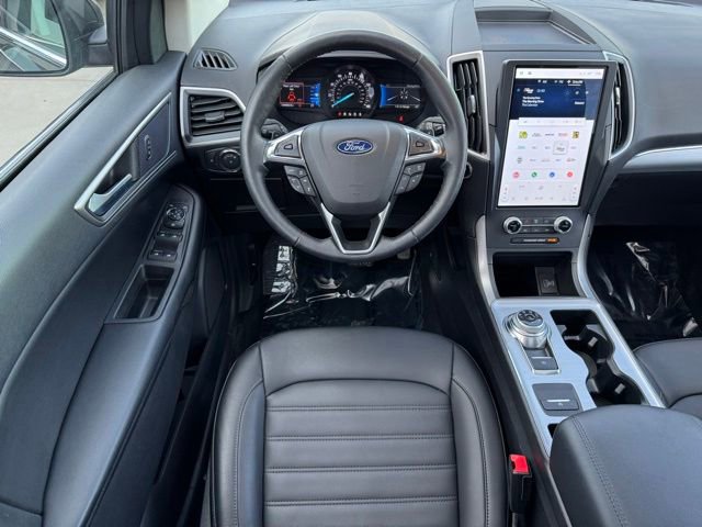 Certified 2022 Ford Edge SEL w/ Convenience Package AWD/4WD image 5
