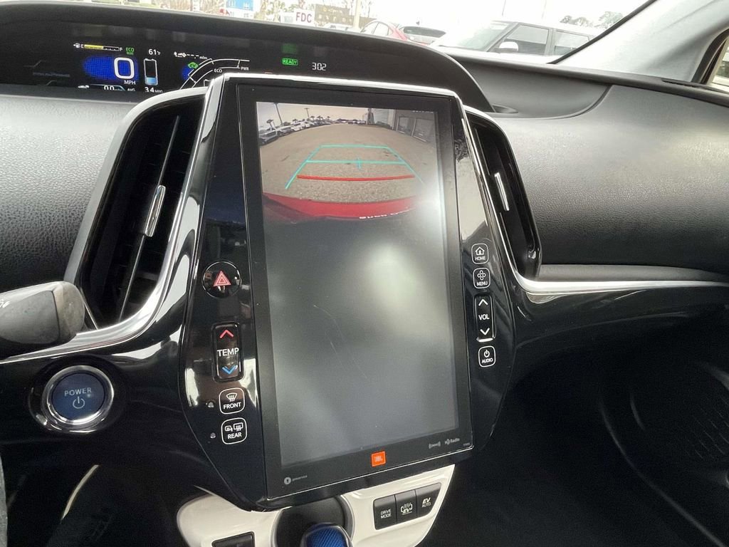 Used 2018 Toyota Prius Prime Advanced image 25