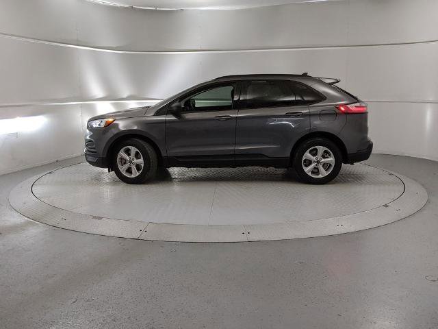 Certified 2024 Ford Edge SE image 5