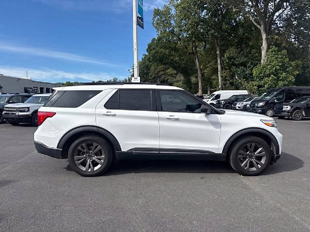 Certified 2021 Ford Explorer XLT w/ Equipment Group 202A AWD/4WD image 15