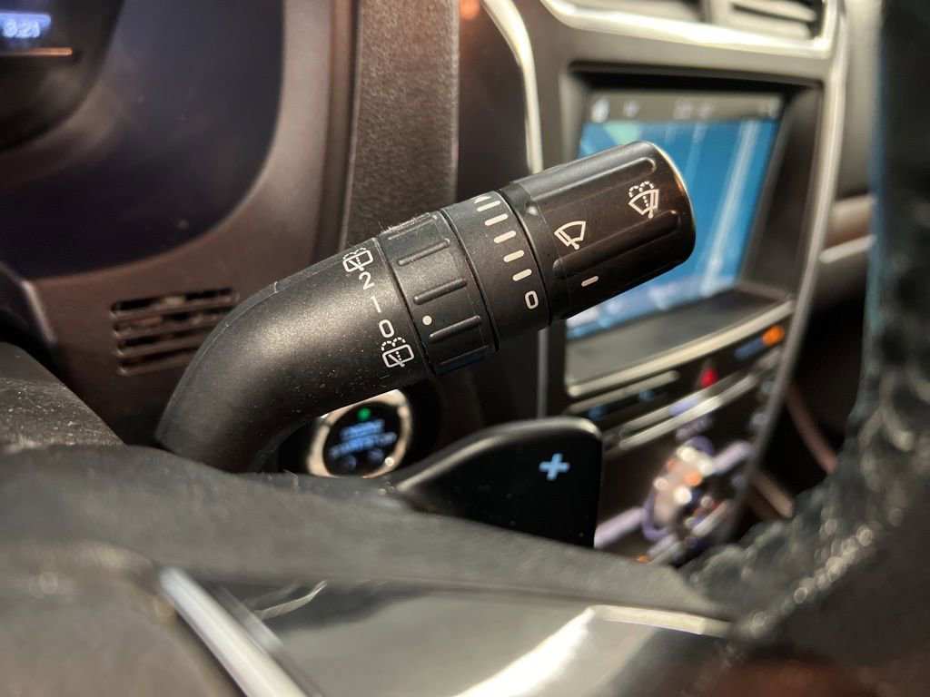 Certified 2017 Ford Explorer Limited FWD image 17