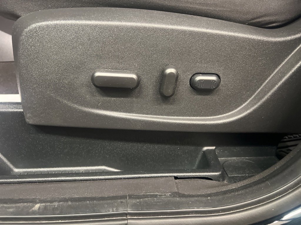 Certified 2018 Ford Escape SE w/ SE Sync 3 Package image 18