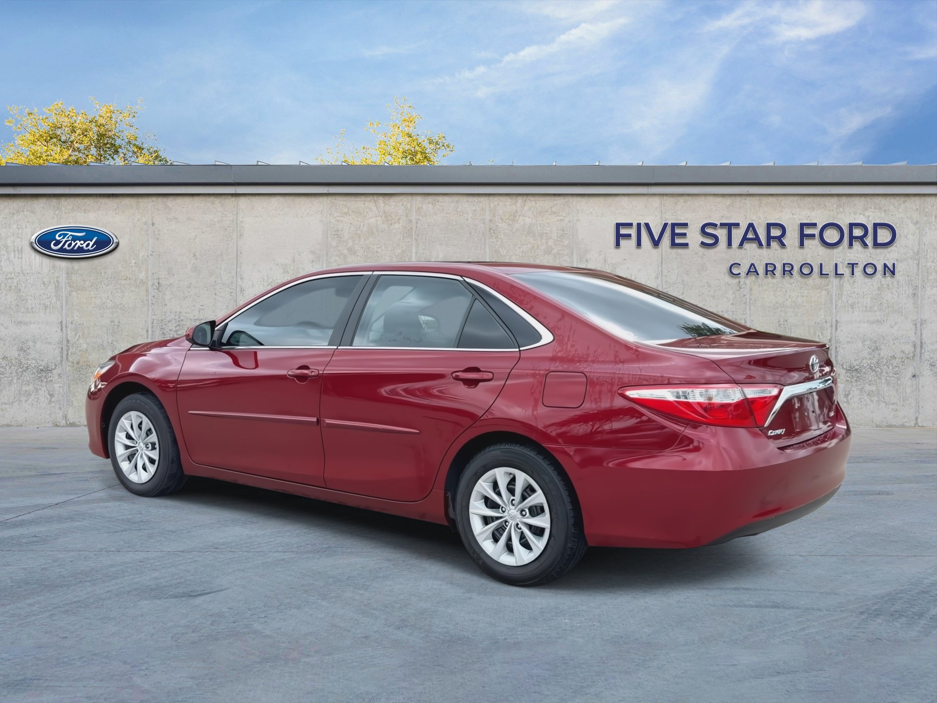 Used 2017 Toyota Camry LE FWD image 6