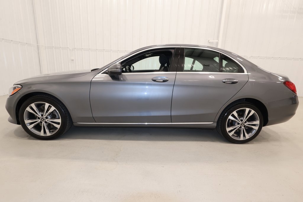 Used 2021 Mercedes-Benz C 300 4MATIC Sedan image 2