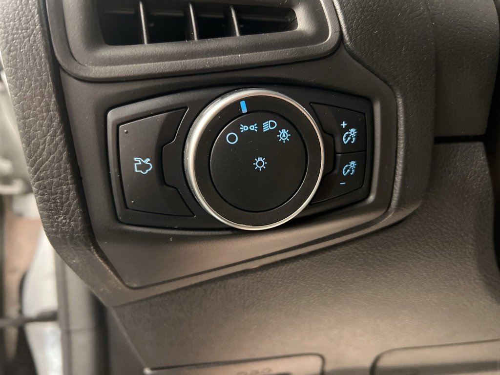 Certified 2018 Ford Focus SE w/ Cold Weather Package image 23