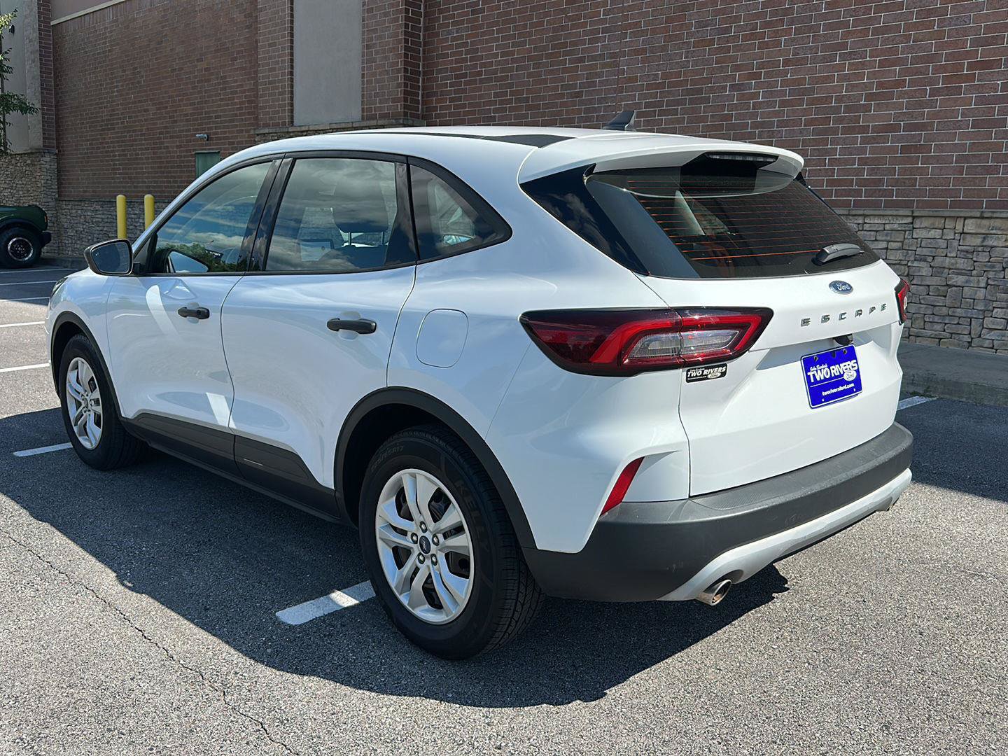 Certified 2023 Ford Escape FWD image 3
