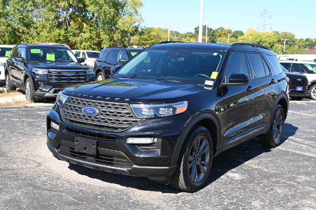 Certified 2024 Ford Explorer XLT w/ Equipment Group 202A AWD/4WD image 5