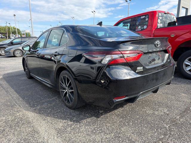 Used 2024 Toyota Camry SE FWD image 6