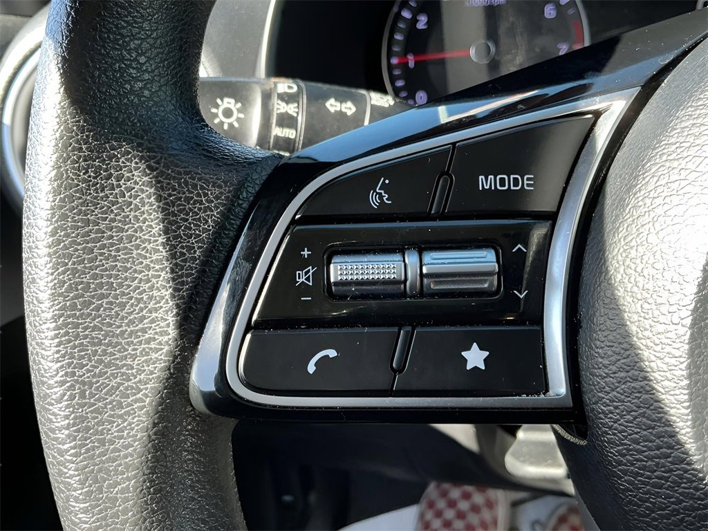 Used 2024 Kia Forte LXS image 32