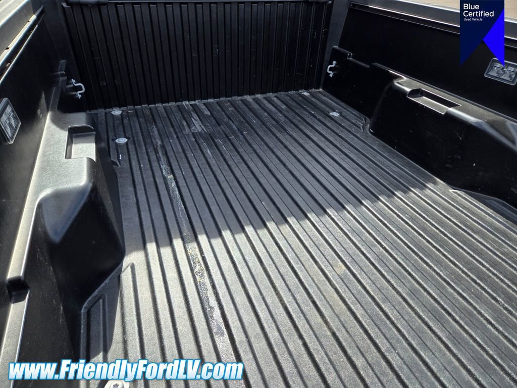 Used 2025 Toyota Tacoma SR AWD/4WD image 13