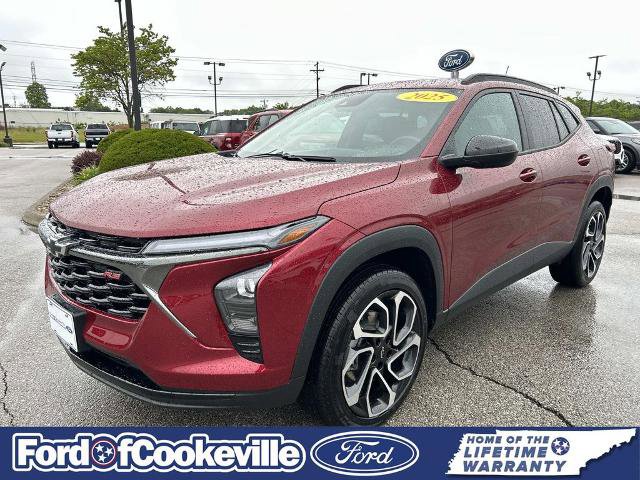Used 2025 Chevrolet Trax RS w/ Driver Confidence Package FWD image 8