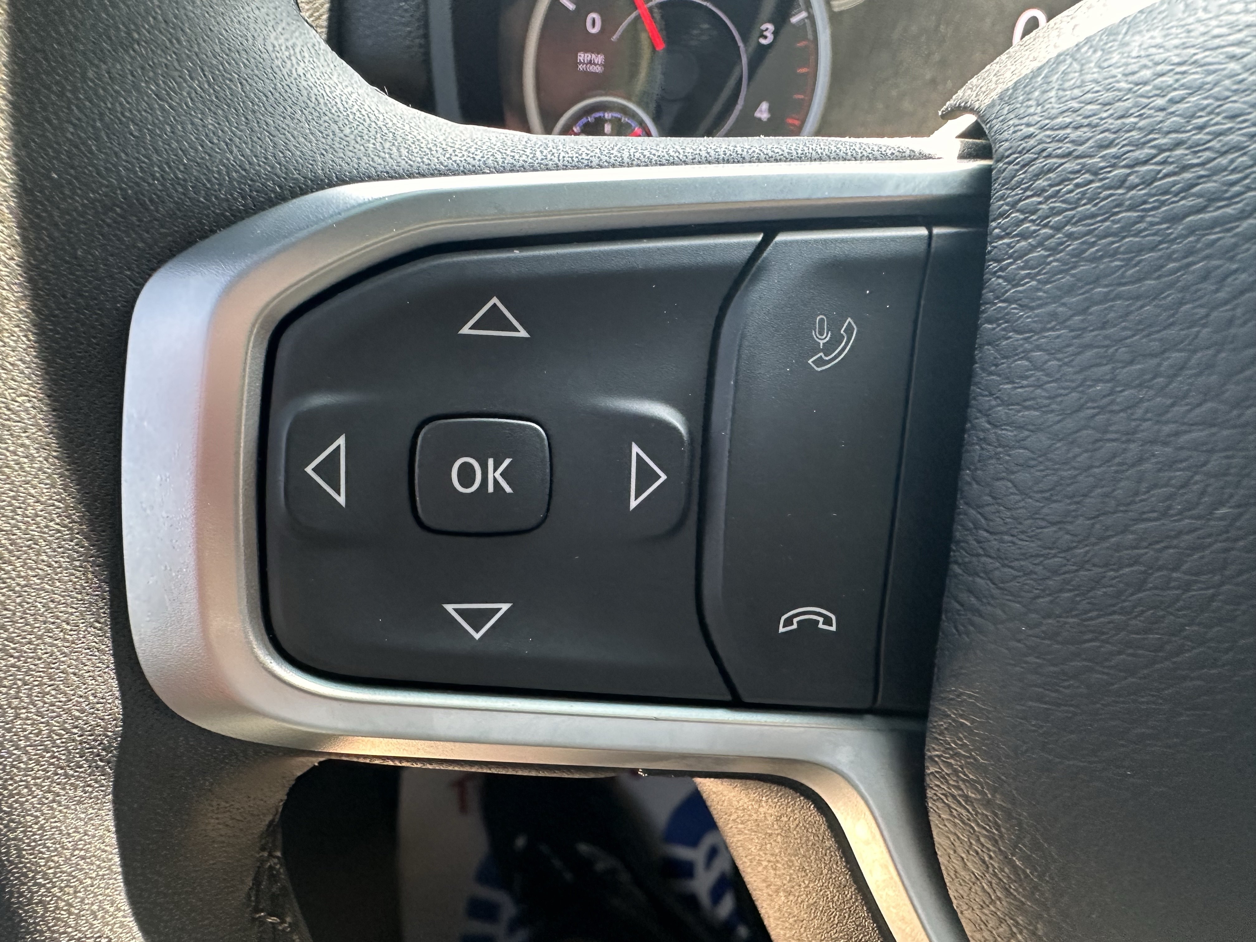 Used 2025 RAM 3500 Big Horn AWD/4WD image 22