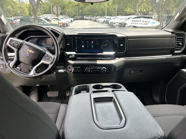 Used 2025 Chevrolet Silverado 2500 LT w/ Convenience Package AWD/4WD image 24