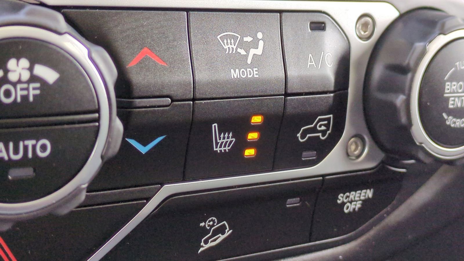 Used 2020 Jeep Wrangler Unlimited Sport image 37