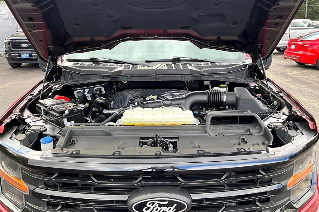 Certified 2024 Ford F150 XLT w/ Equipment Group 302A MID AWD/4WD image 31