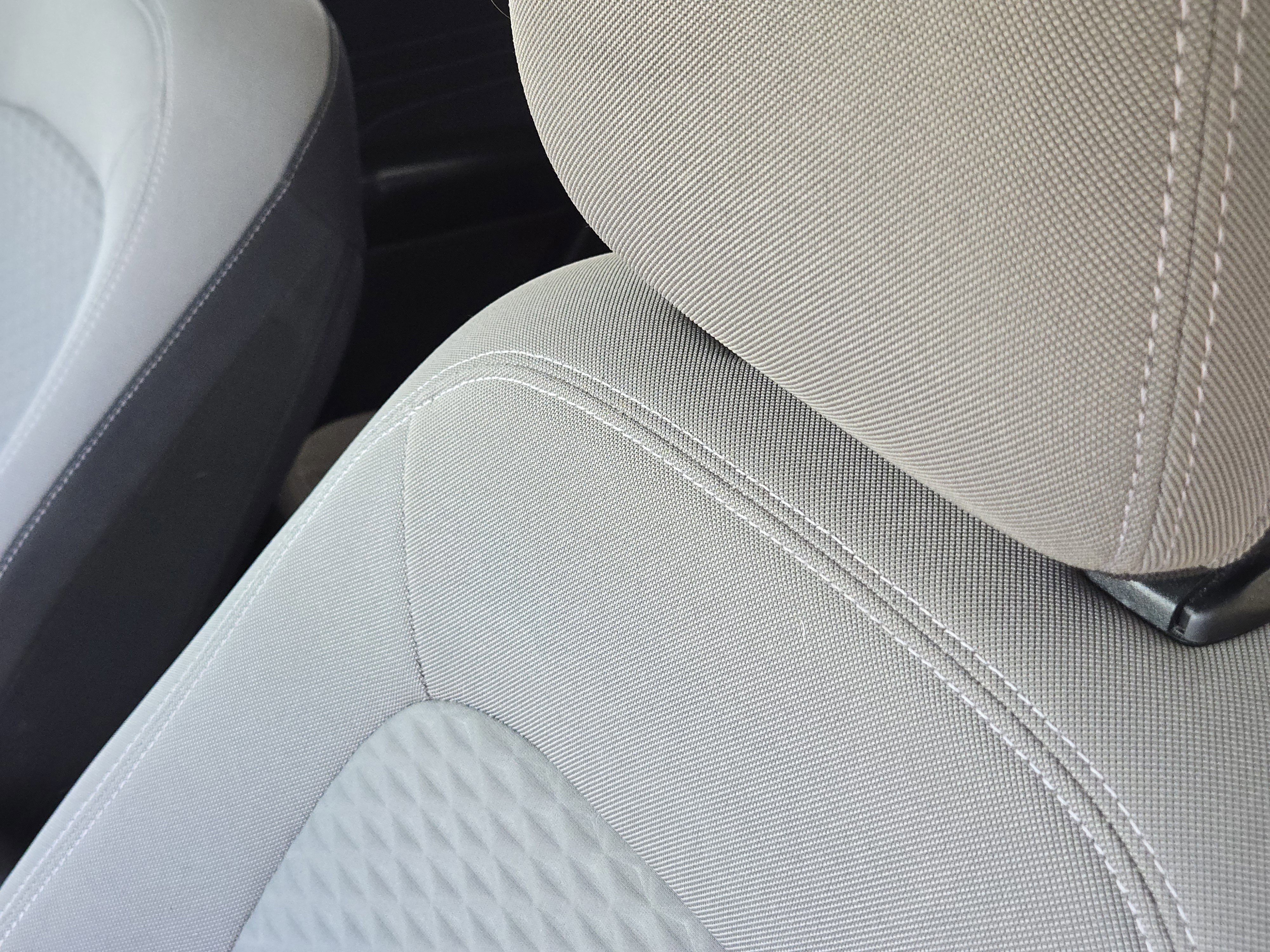 Certified 2022 Ford Escape SE w/ SE Sport Appearance Package image 14