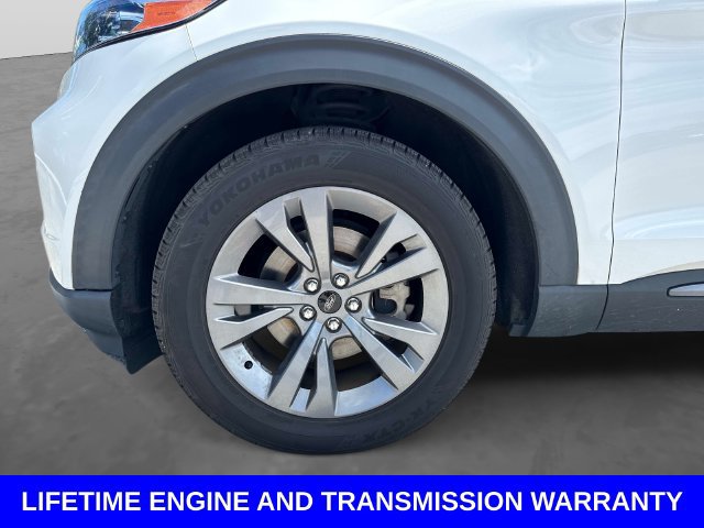 Certified 2022 Ford Explorer XLT w/ Equipment Group 202A RWD image 11