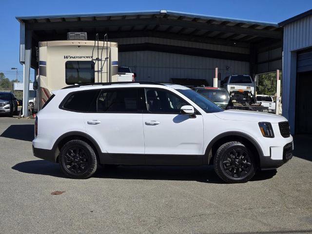 Used 2024 Kia Telluride SX X-Pro image 3