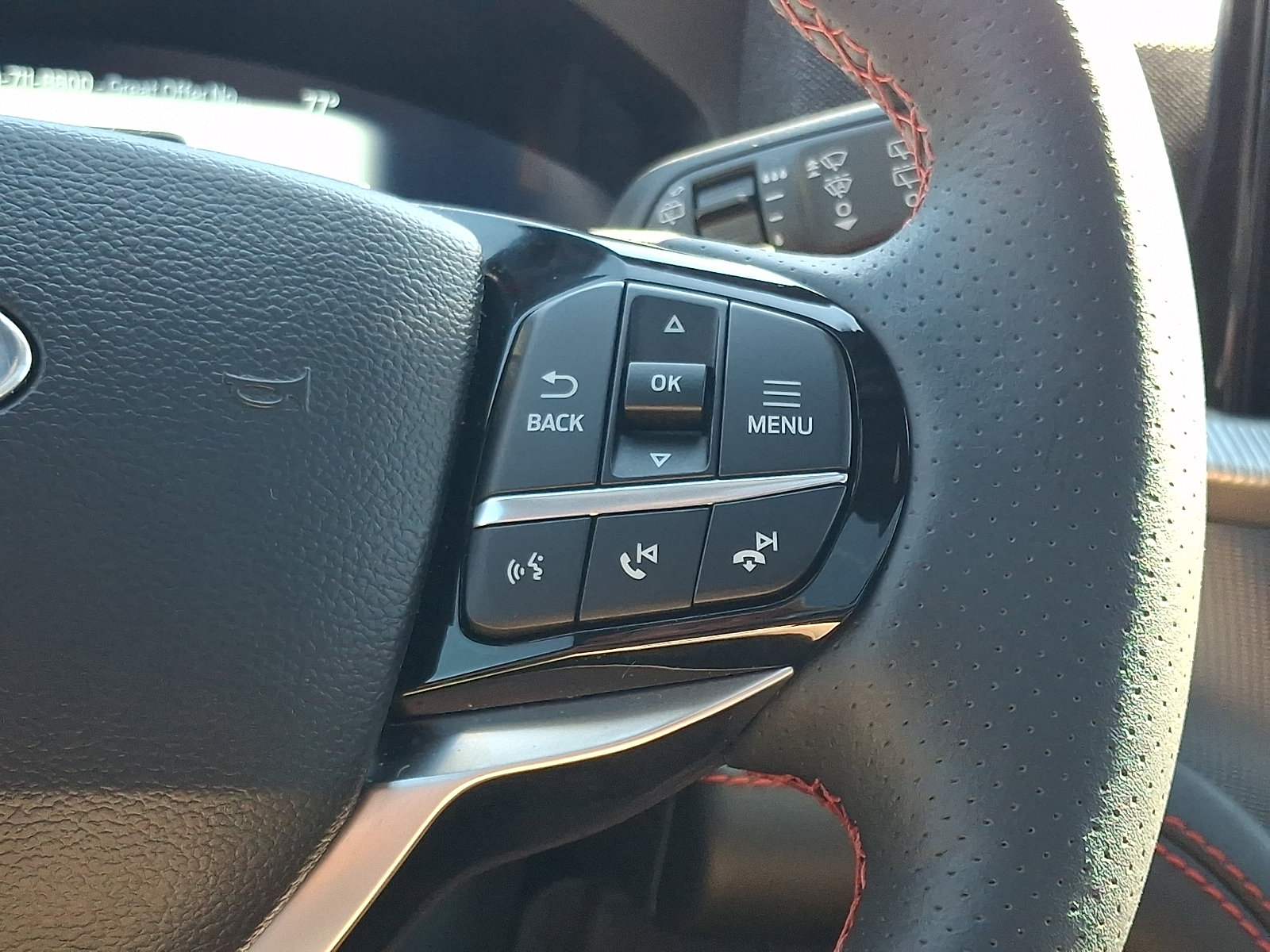 Certified 2025 Ford Explorer ST AWD/4WD image 25