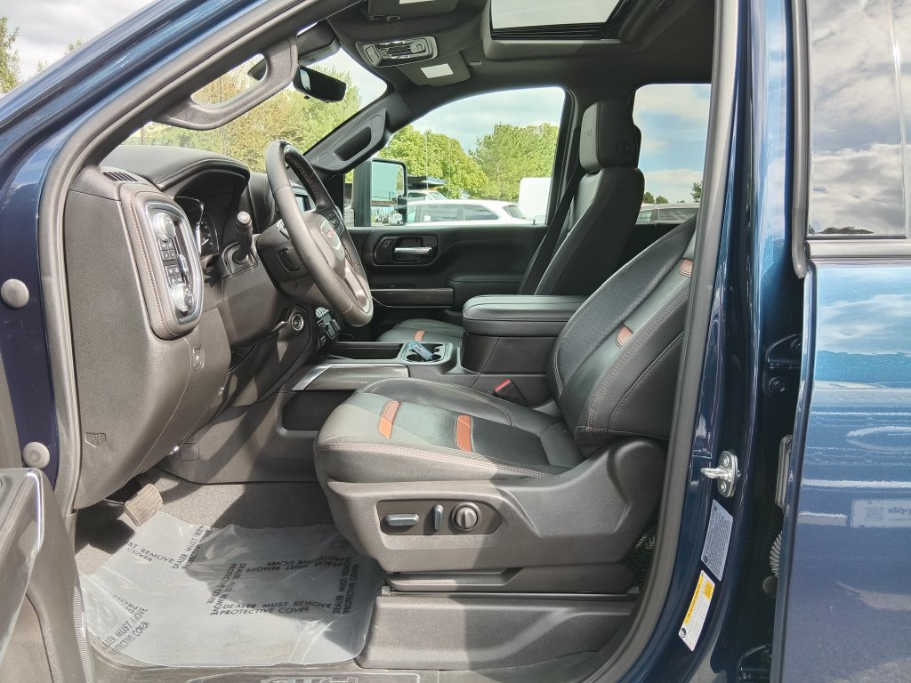 Used 2023 GMC Sierra 2500 AT4 w/ AT4 Premium Plus Package AWD/4WD image 17