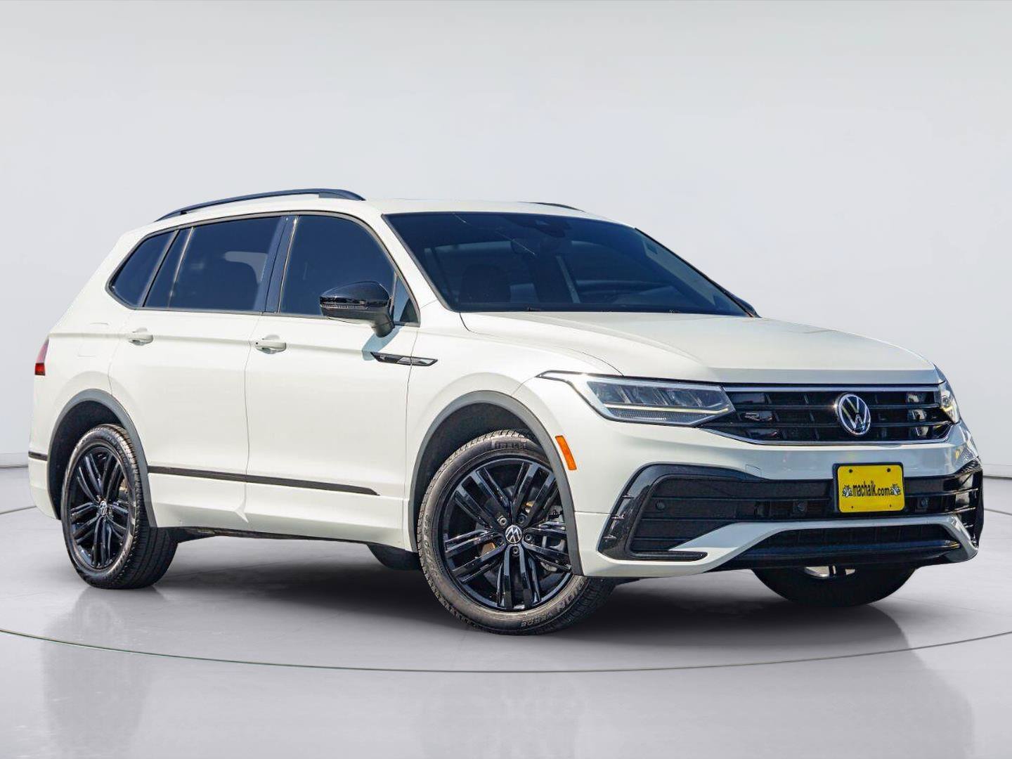 Used 2022 Volkswagen Tiguan SE R-Line