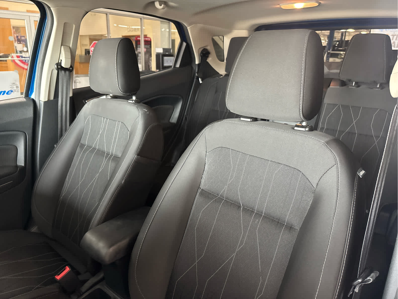 Certified 2018 Ford EcoSport SE w/ SE Convenience Package AWD/4WD image 28