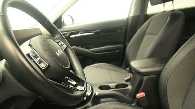 Used 2024 Kia Seltos S FWD image 21
