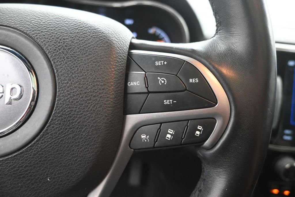 Used 2019 Jeep Grand Cherokee High Altitude RWD image 7
