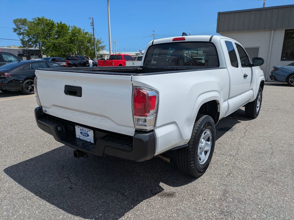 Used 2022 Toyota Tacoma SR RWD image 7