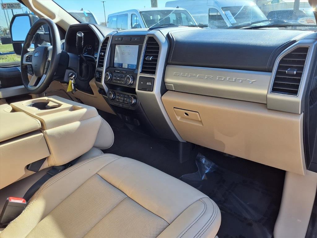 Certified 2020 Ford F250 Lariat image 28