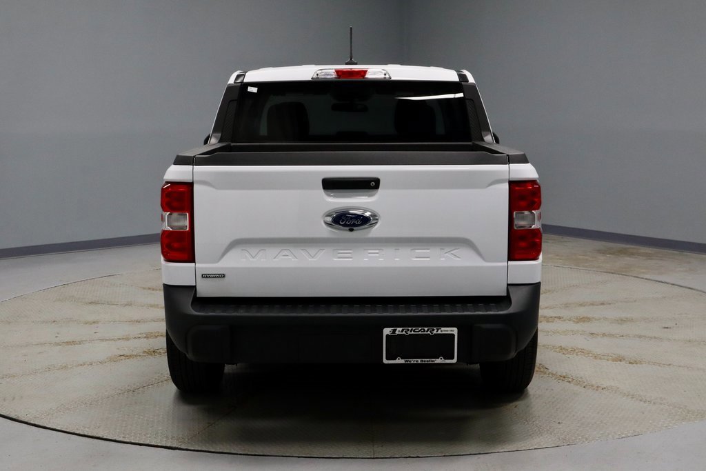 Certified 2024 Ford Maverick XL image 4