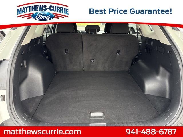 Used 2023 Kia Sportage LX image 13