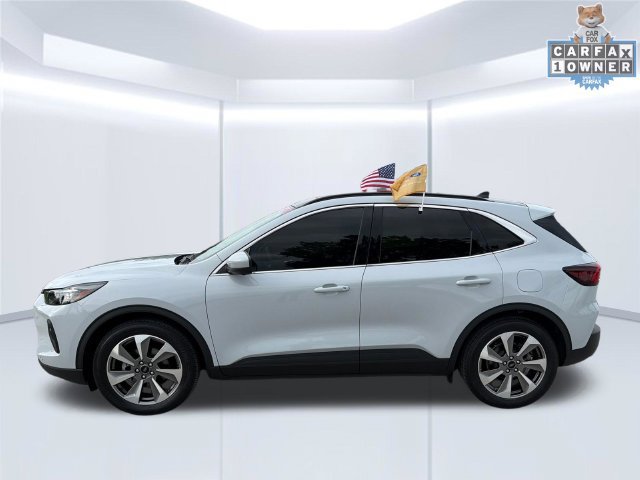 Certified 2025 Ford Escape Platinum w/ Premium Technology Package FWD image 5