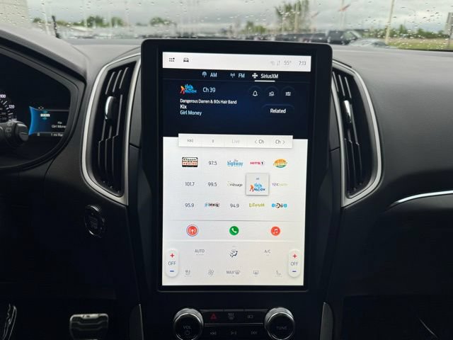Certified 2024 Ford Edge ST-Line AWD/4WD image 3