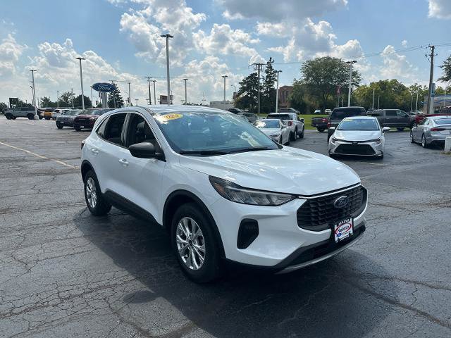 Certified 2023 Ford Escape Active AWD/4WD image 10