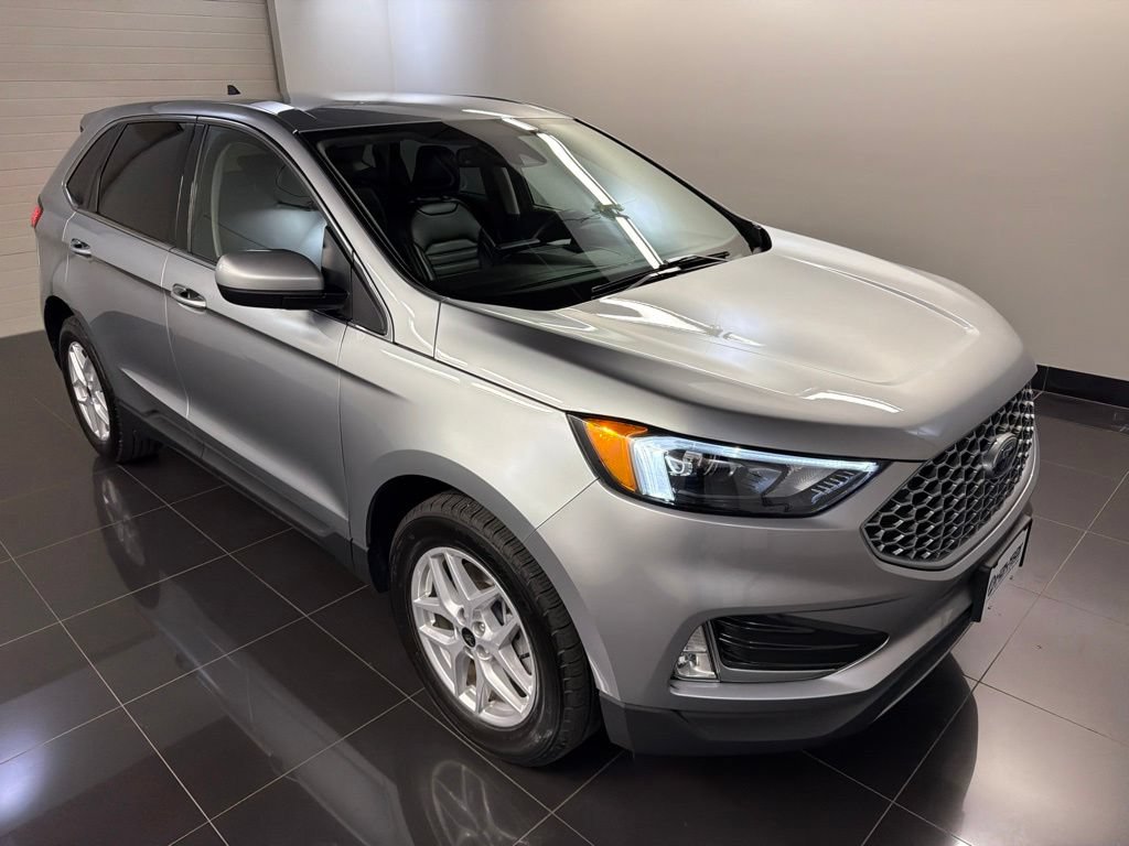Certified 2023 Ford Edge SEL w/ Convenience Package AWD/4WD image 1