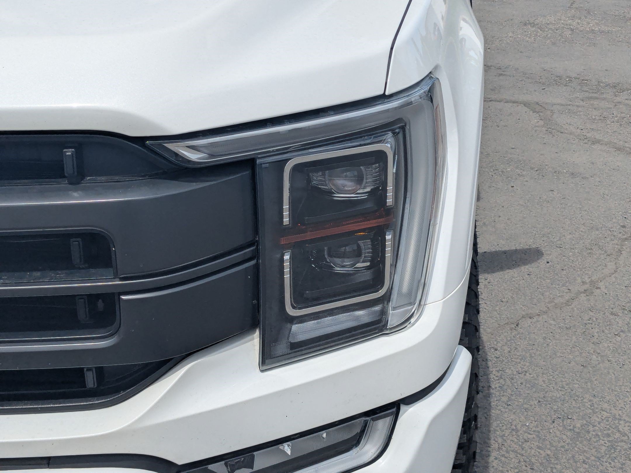 Certified 2022 Ford F150 Lariat w/ Equipment Group 502A High AWD/4WD image 14