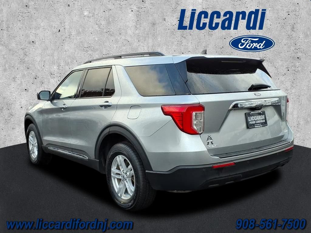 Certified 2023 Ford Explorer XLT AWD/4WD image 4