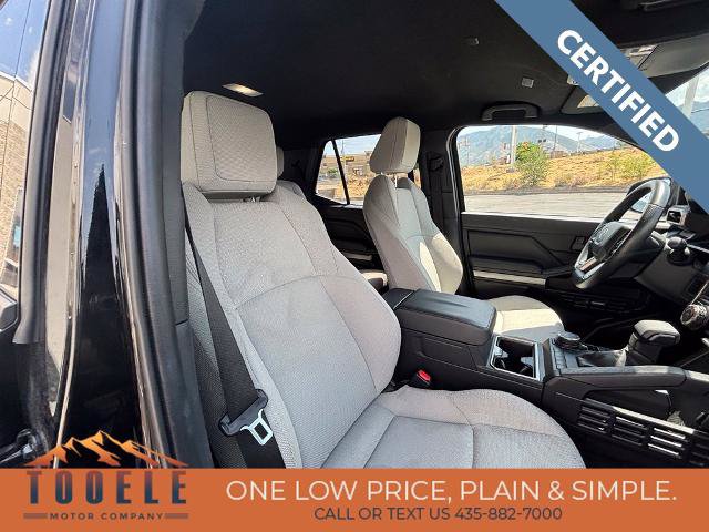 Used 2025 Toyota 4Runner SR5 AWD/4WD image 36