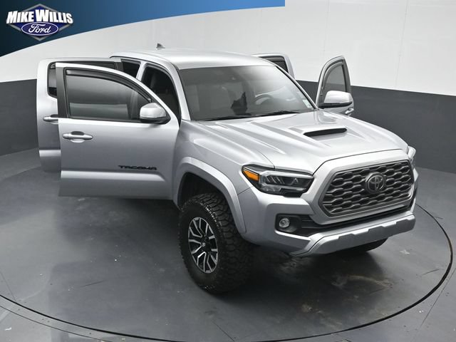 Used 2021 Toyota Tacoma TRD Sport w/ Technology Package AWD/4WD image 25