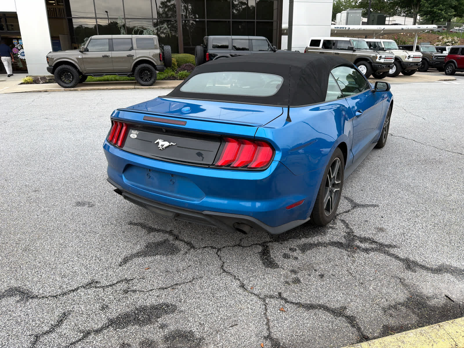 Certified 2019 Ford Mustang Convertible w/ Equipment Group 101A RWD image 2