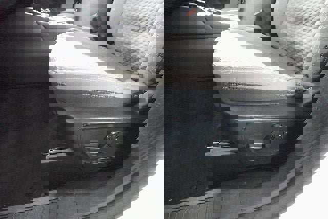 Certified 2020 Ford Escape SE Sport image 11