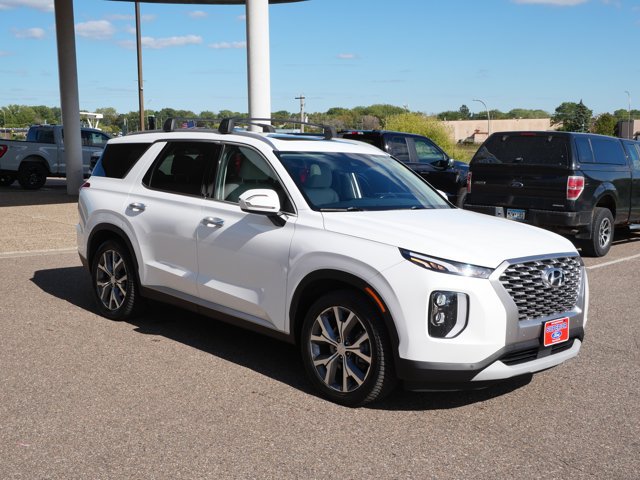 Used 2022 Hyundai Palisade SEL w/ Premium Package AWD/4WD image 3
