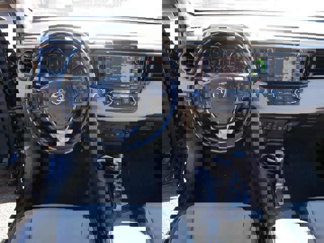 Used 2017 Toyota RAV4 Limited image 20