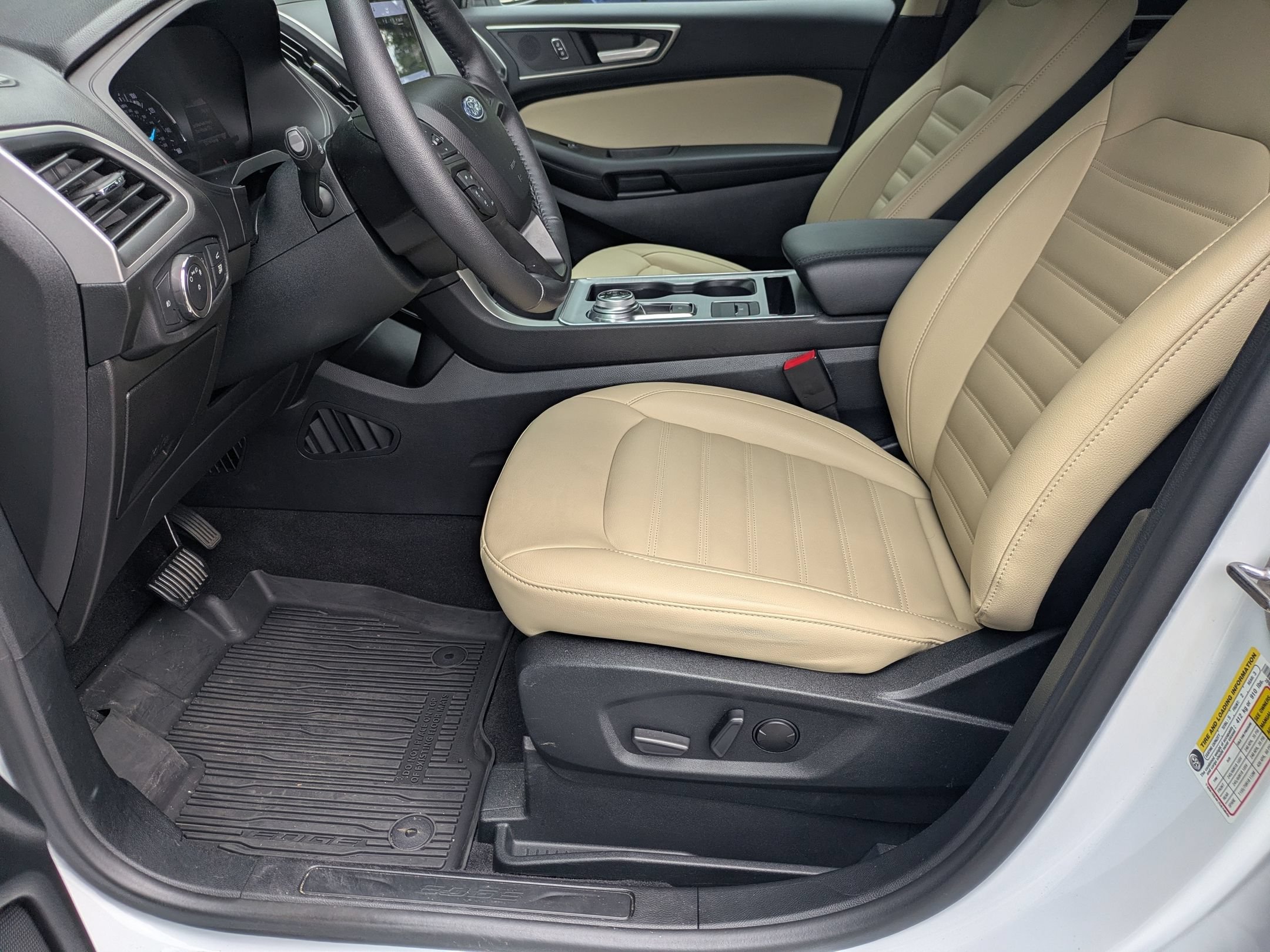 Certified 2022 Ford Edge SEL w/ Convenience Package AWD/4WD image 12