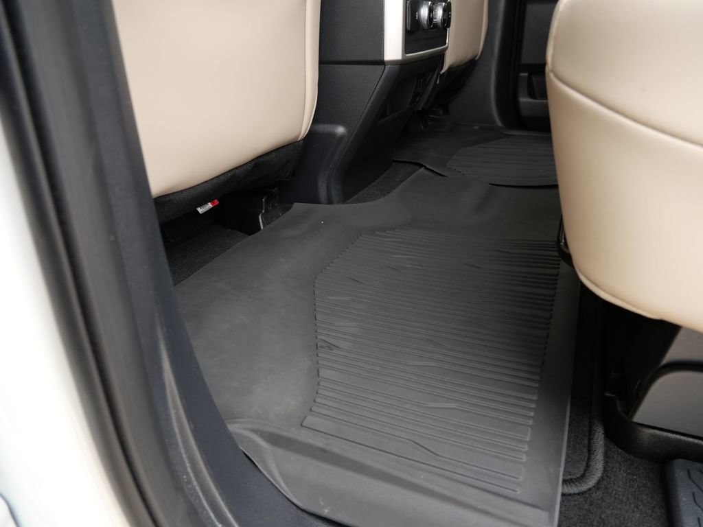 Certified 2024 Ford Expedition Max XLT image 14